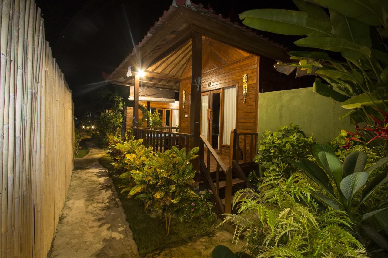 Amora Hut'S นูซาเลมโบงัน ภายนอก รูปภาพ